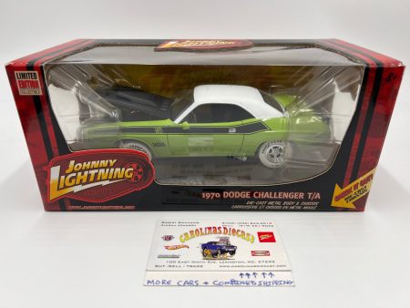 Johnny Lightning 1:24 Scale White Lightning Chase 1970 Dodge Challenger T A Green VHTF on Sale