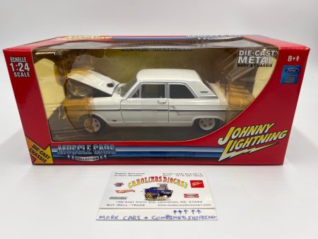 Johnny Lightning 1:24 Scale White Lightning Chase Muscle Cars 1964 Ford Thunderbolt White VHTF Damaged Blister Hot on Sale